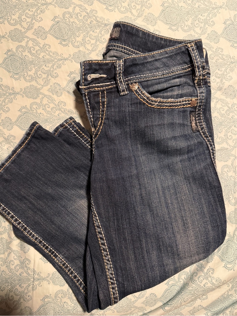 Silver jeans capris
